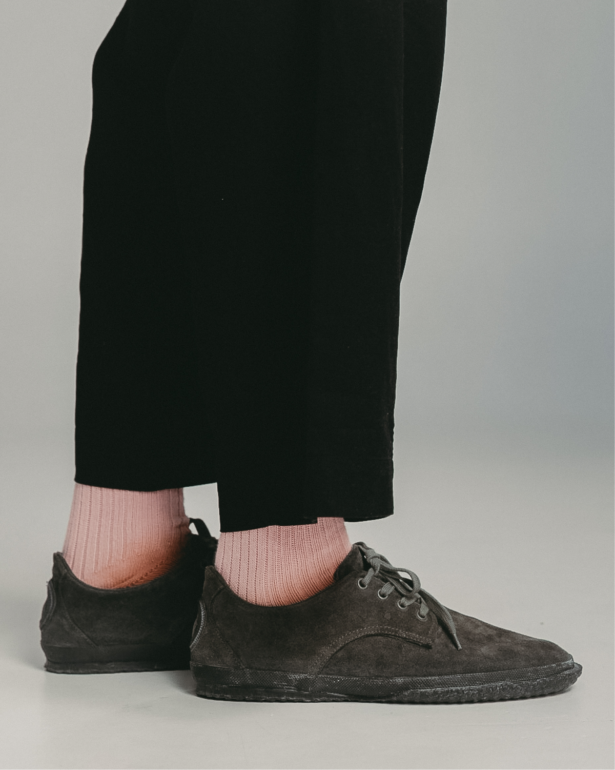Willy L Suede-Charcoal
