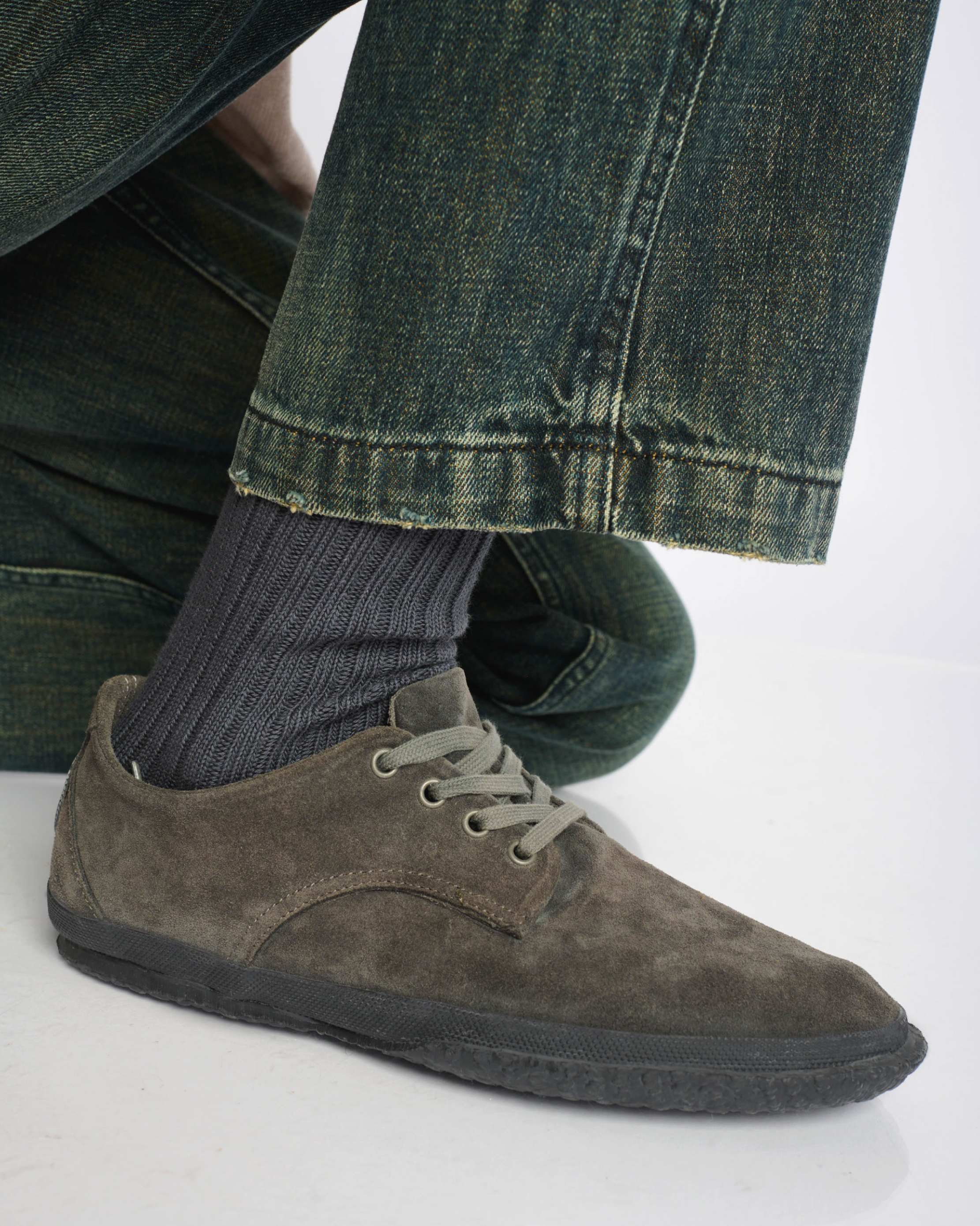 Willy L Suede-Charcoal