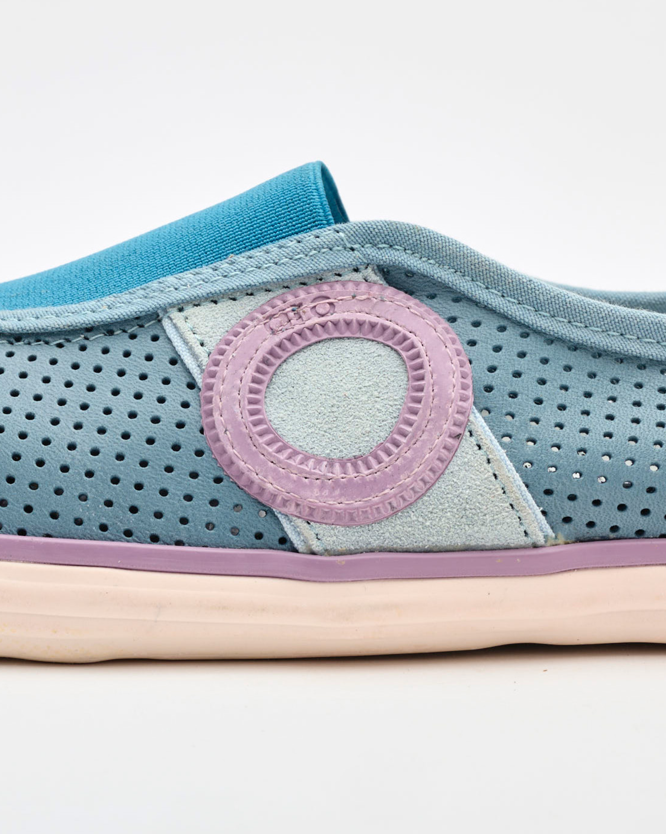 Picada Saper slip-on-Celestial