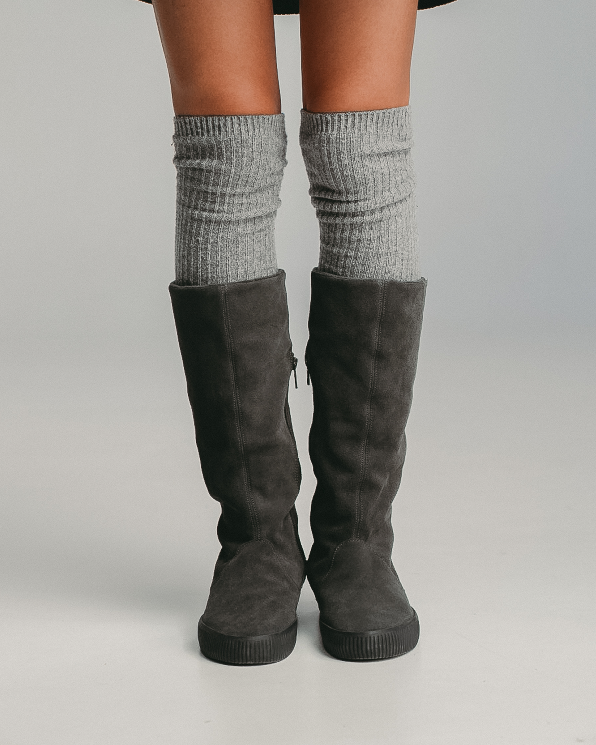 Noelle H Suede-Charcoal