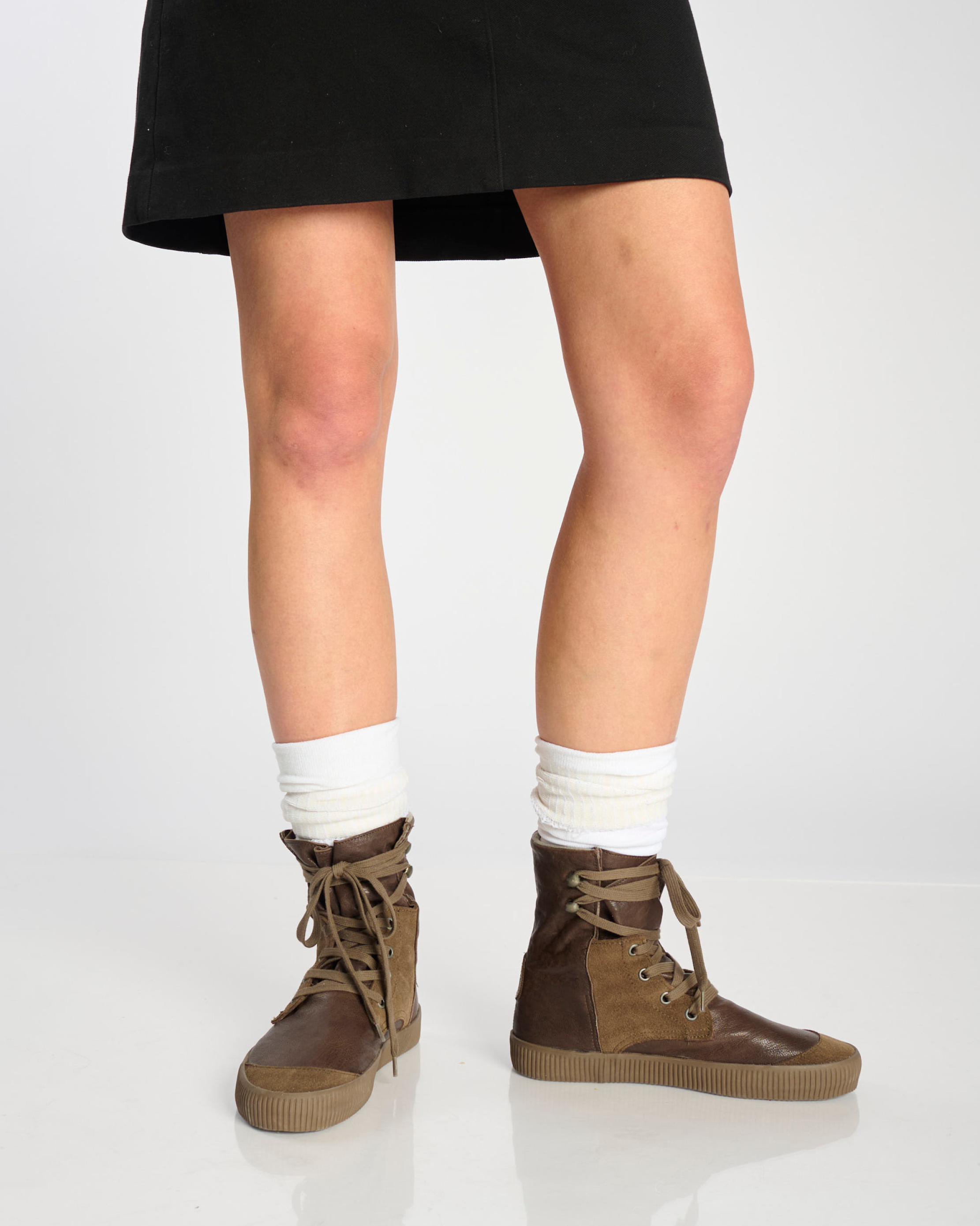 Noelle Old iron-Dark brown
