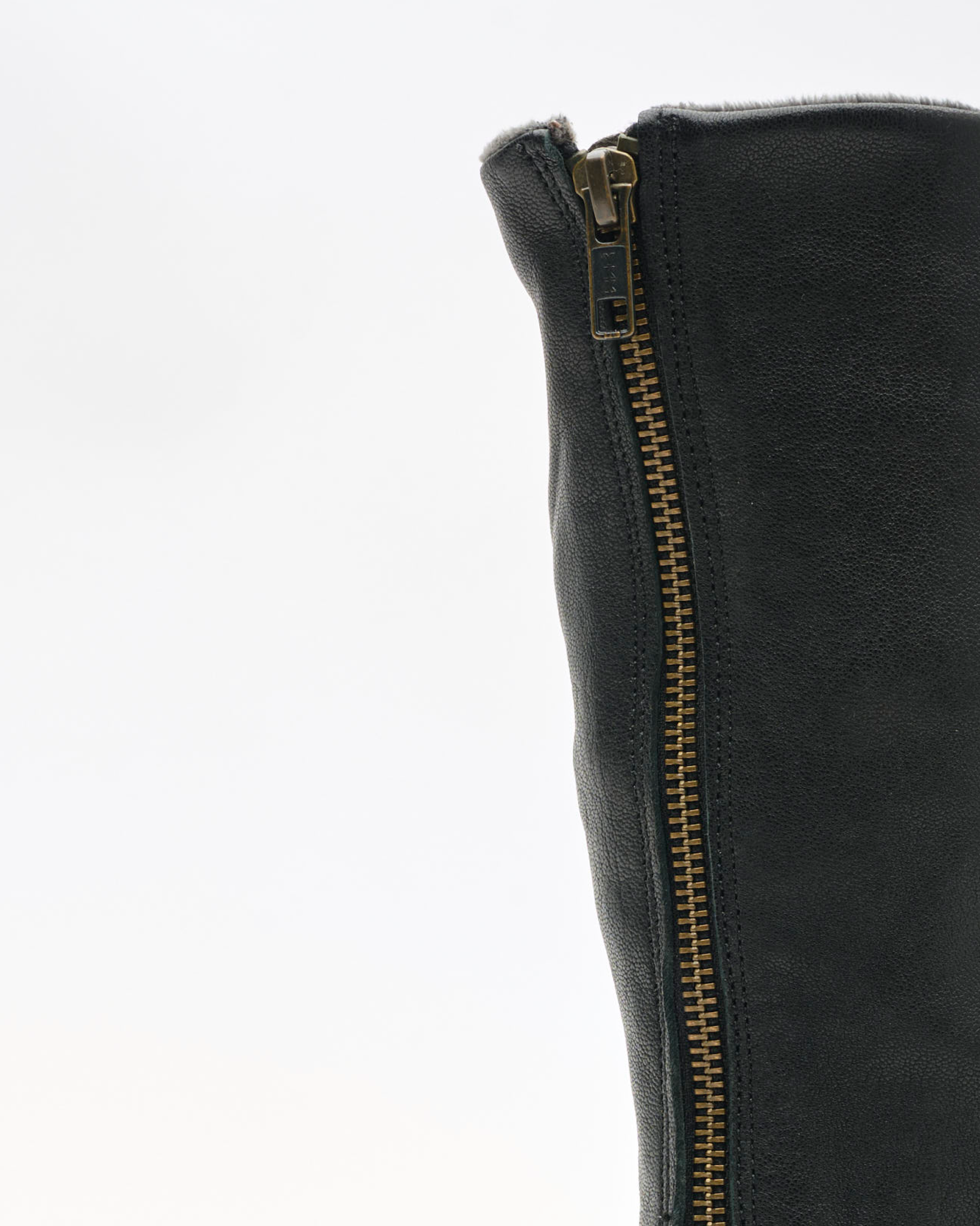 Noelle Z Old iron-Black