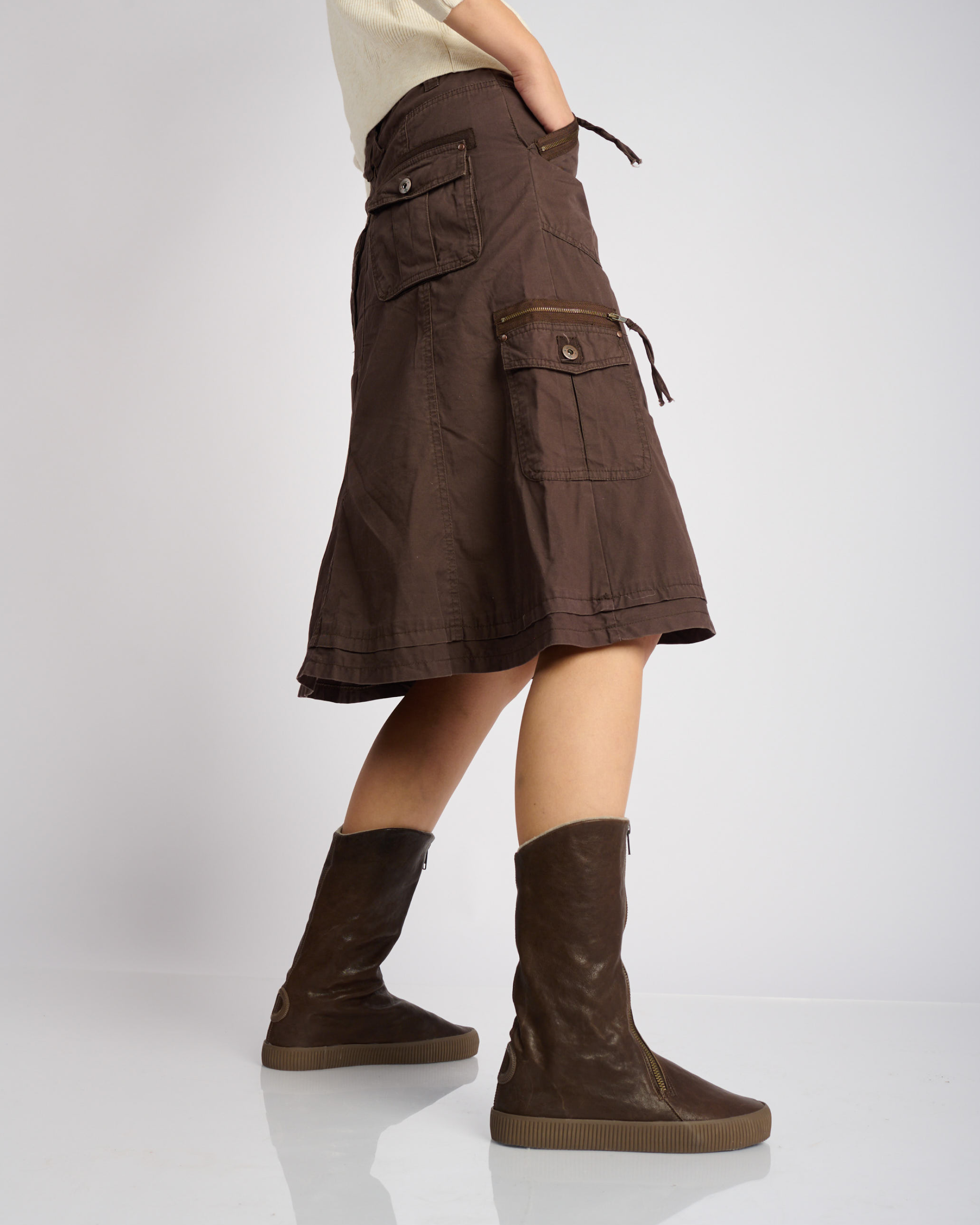 Noelle Z Old iron-Dark brown