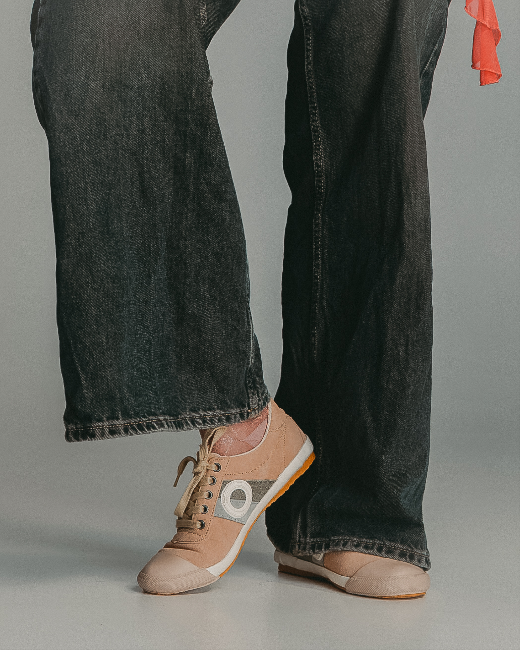 Ray Suede-Apricot