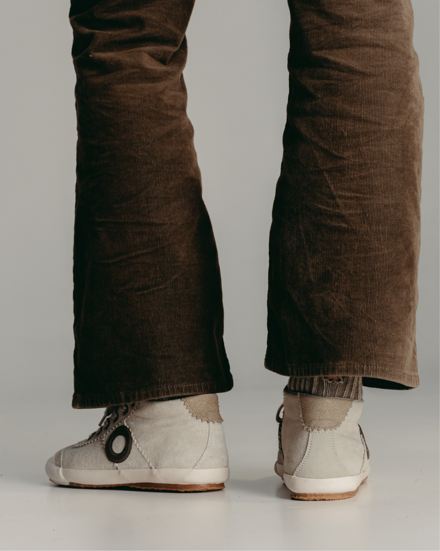 Ray H Suede-Cream