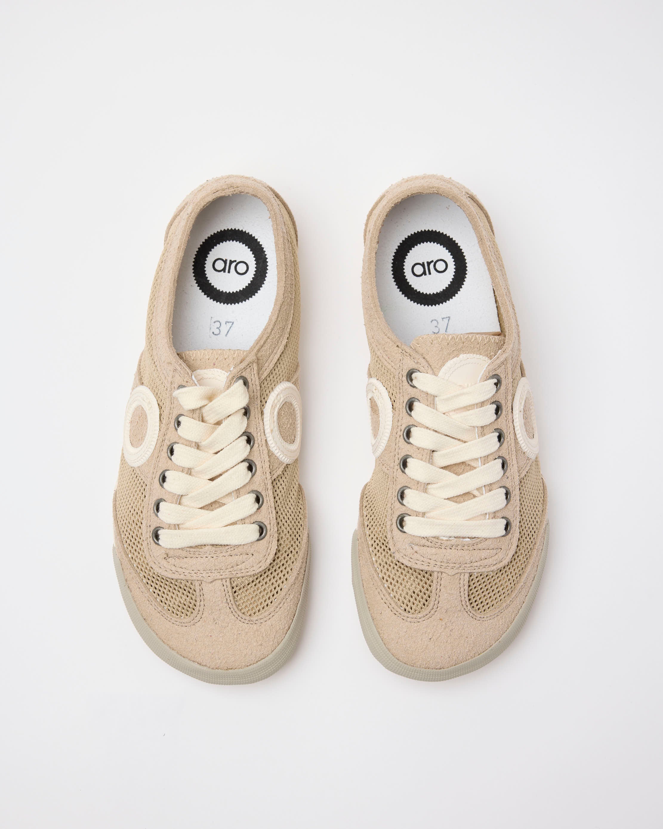 Joaneta Barefoot Krust-Hazelnut