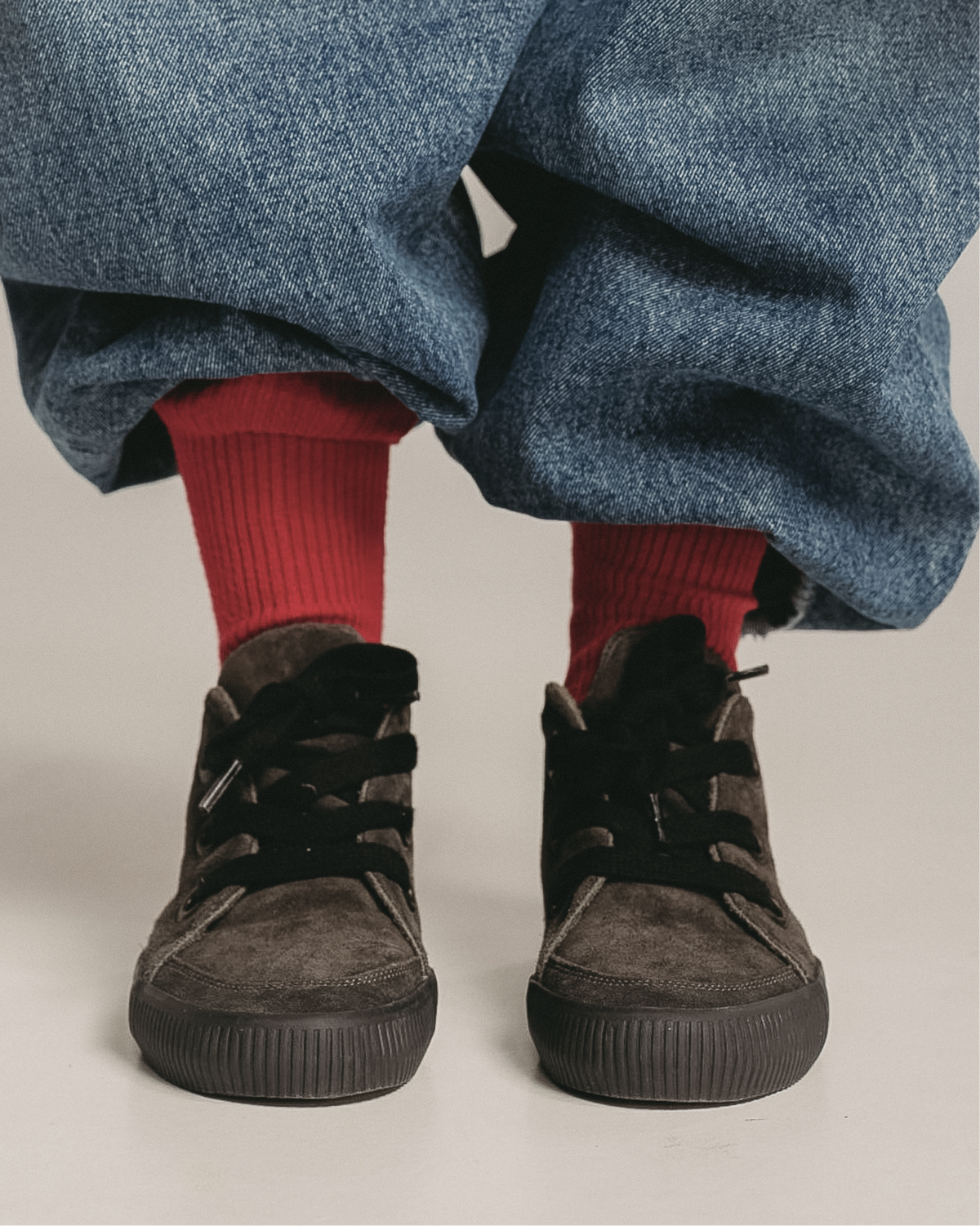 Noelle L Suede-Charcoal