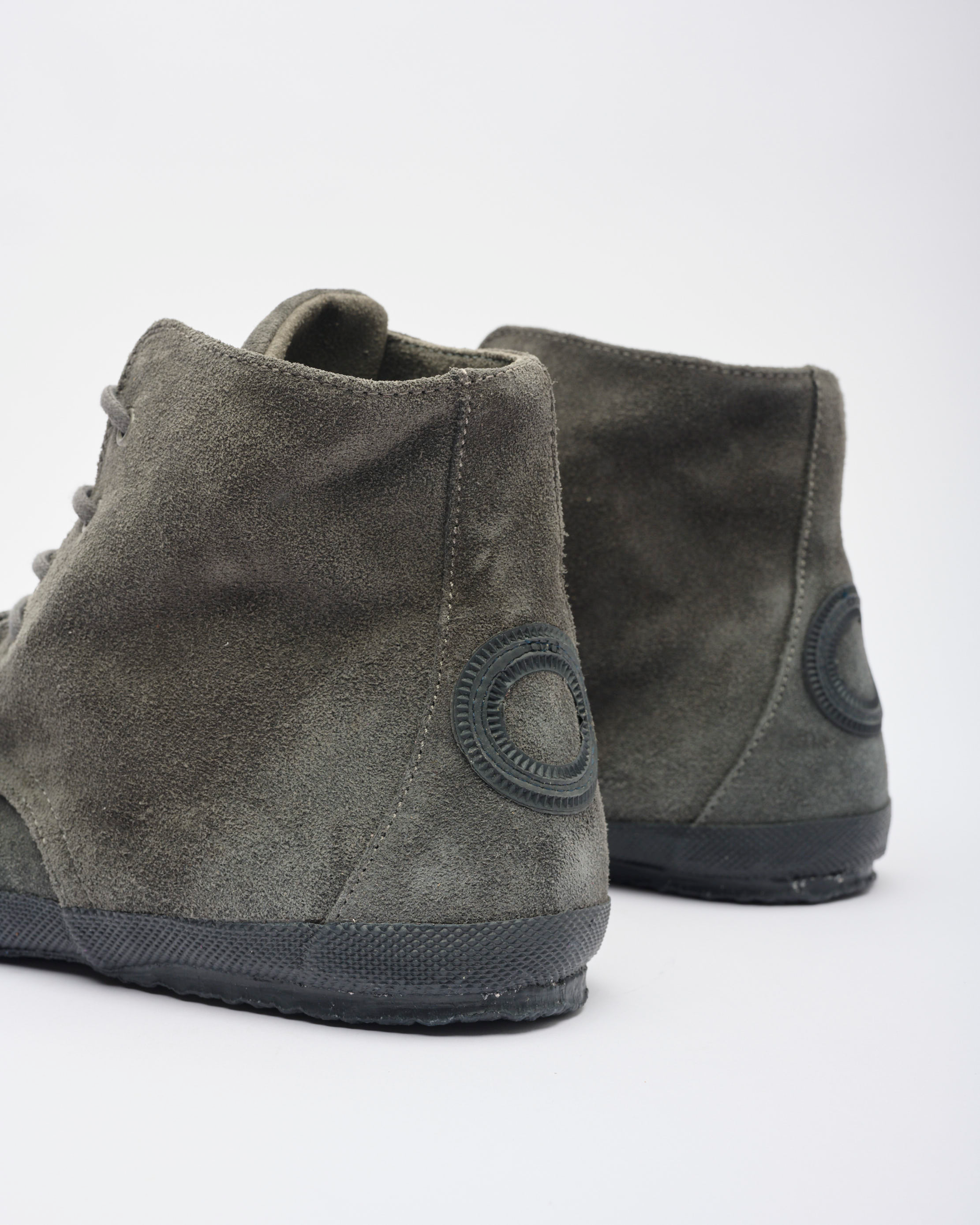 Willy Suede-Charcoal