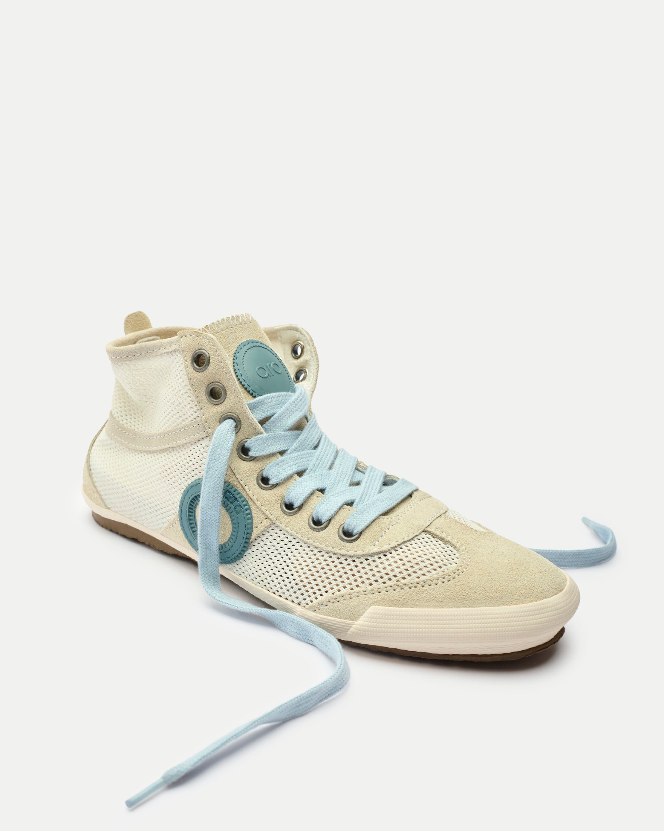 Joaneta H Net-Contrail