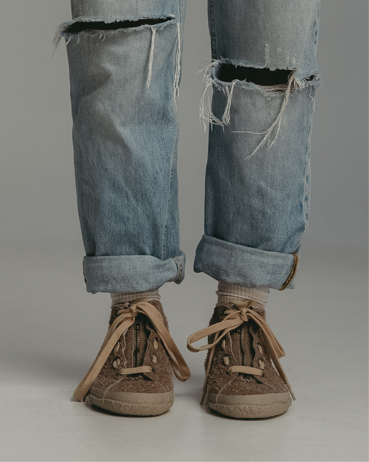 Willy A Loden-Beige