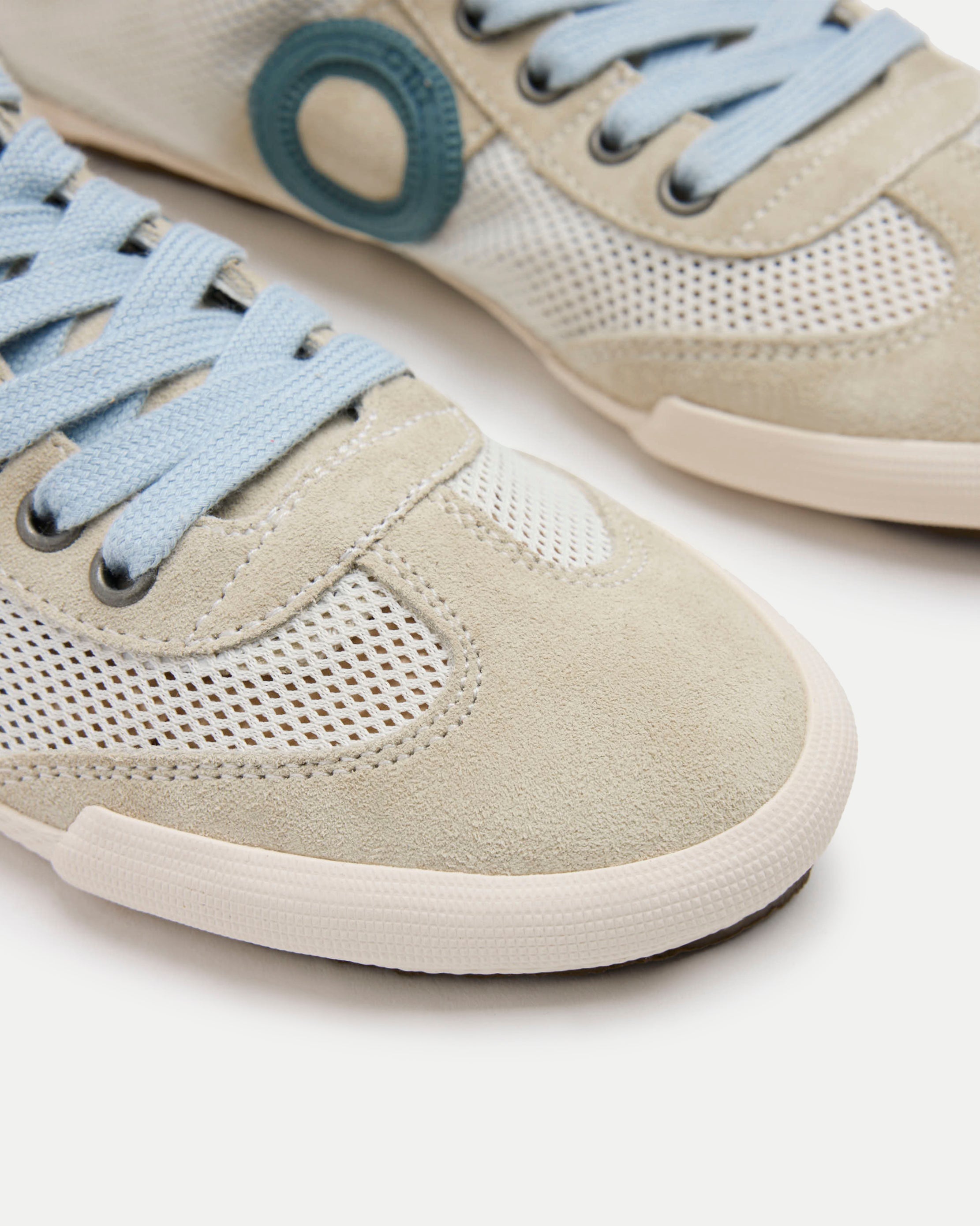 Joaneta H Net-Contrail